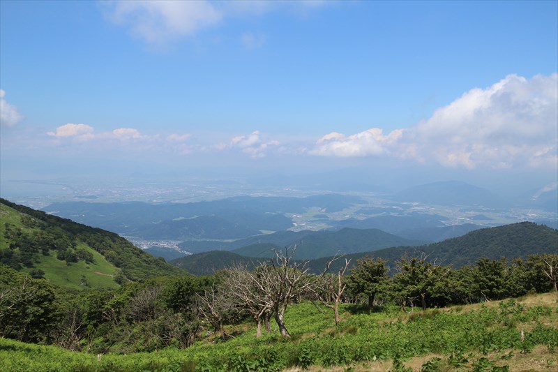 霊仙山・経塚山のハイキング